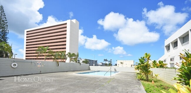 Building Photo - View!  2/1/1 - Mountain View Terrace - $24...