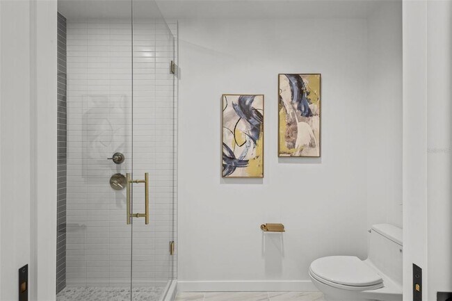 Building Photo - 777 3rd Ave N