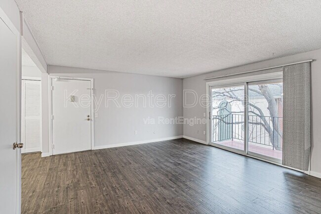 Building Photo - 12133 N Melody Dr
