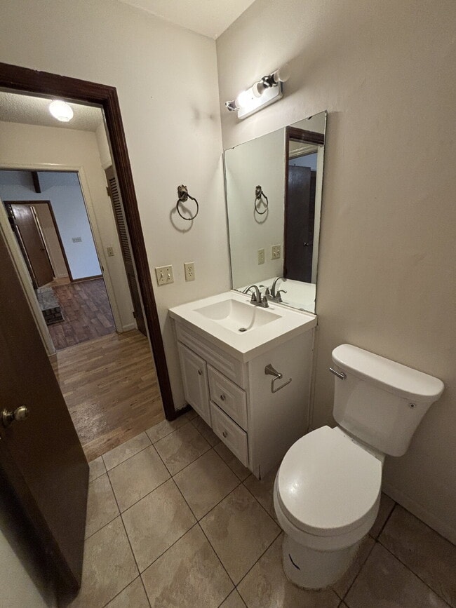 Building Photo - FOR RENT in Dothan, AL!!