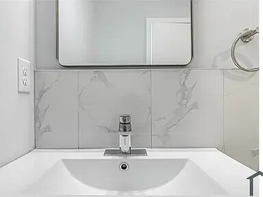 Building Photo - 4217 Mantua Ave