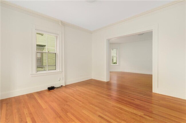 Building Photo - 26 Hudson St