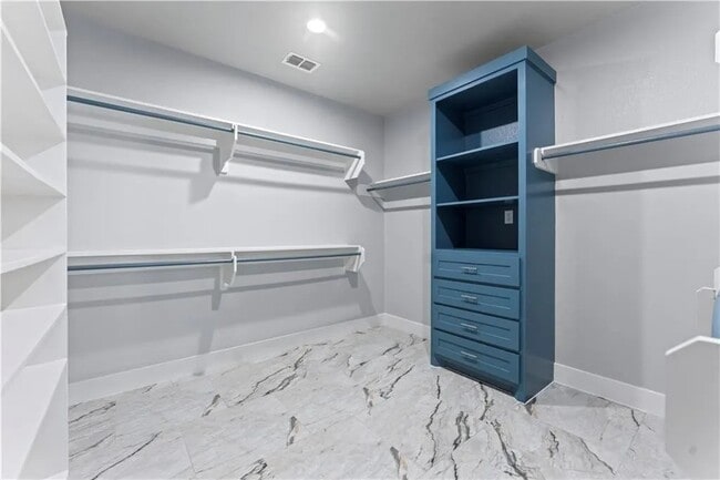 Building Photo - 2610 Lady Andrea Dr