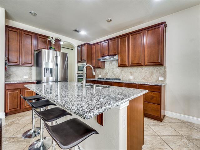 Building Photo - 7340 Beranger Dr