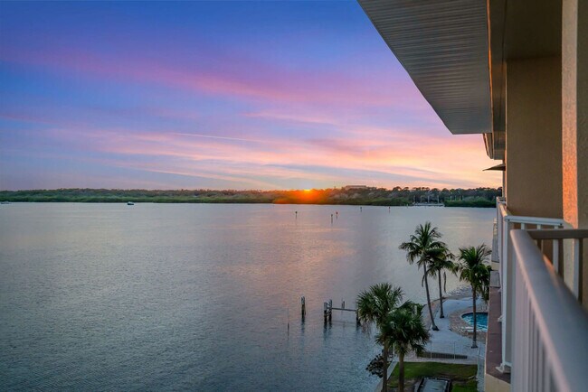 Building Photo - 8800 Bay Pines Blvd