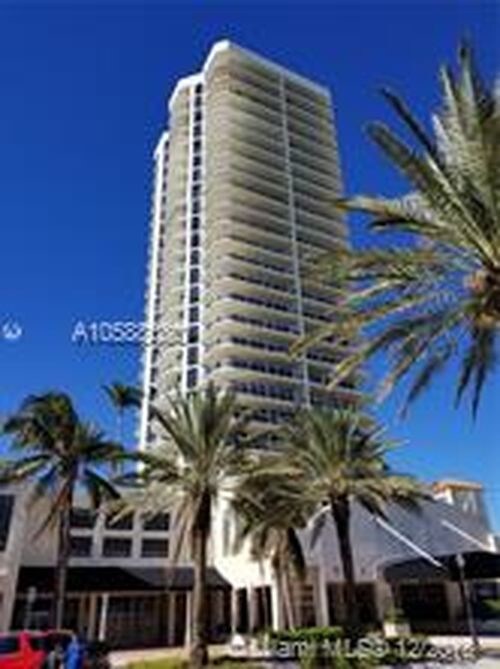 Building Photo - 7330 Ocean Terrace