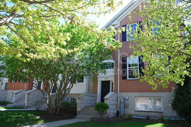 Primary Photo - 218 Cassidy Ln