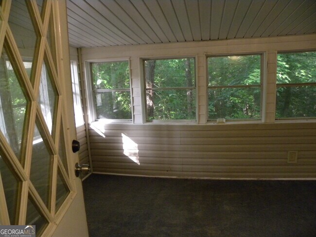 Building Photo - 158 Bell Acres Rd