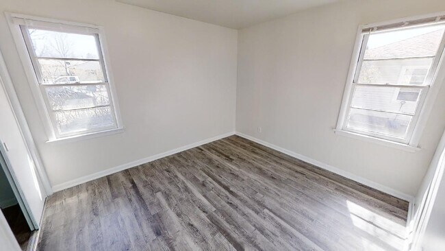 Building Photo - 1212 Janes Ln