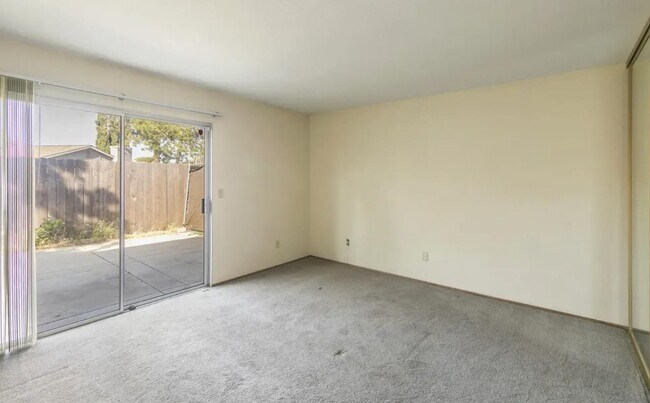 Building Photo - 2728 Almondwood Way