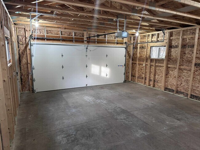 Building Photo - Click the “Apply Now” button or email wapmrentals@gmail.com for a prompt response.