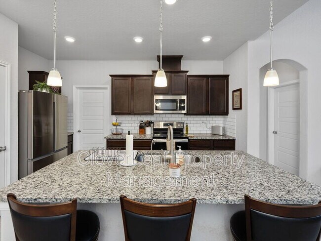 Building Photo - 6727 Comanche Post