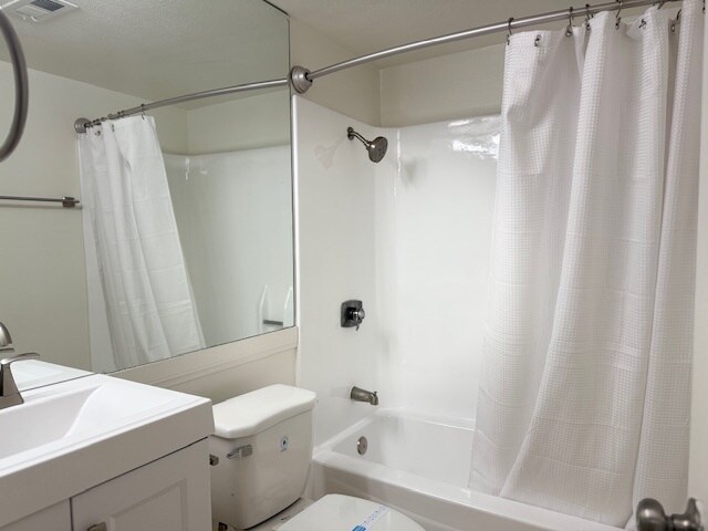 Building Photo - 45296 Panorama Dr