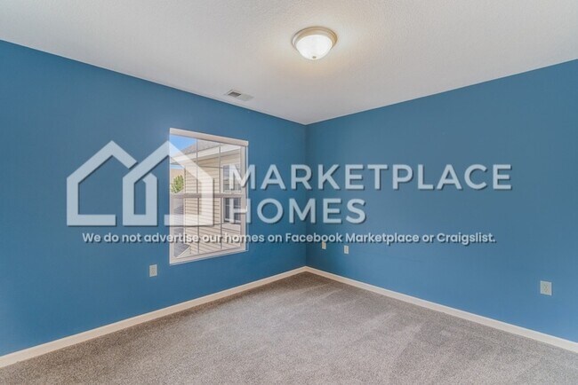 Building Photo - 2102 Chelsea Ln