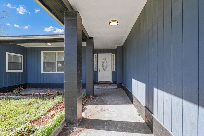 Building Photo - 54221 Cravey Rd