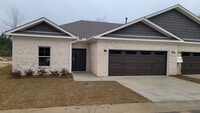 Building Photo - FULLY FURNISHED DUPLEX! 3BED 2BATH! ~ AVAL...