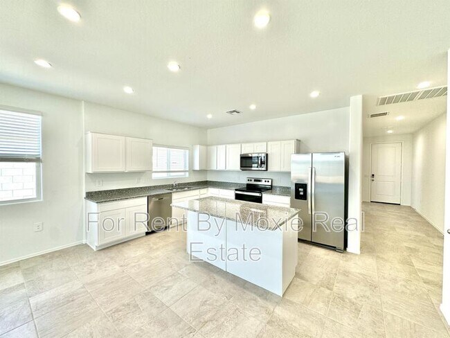 Building Photo - 36080 W San Ildefanso Ave