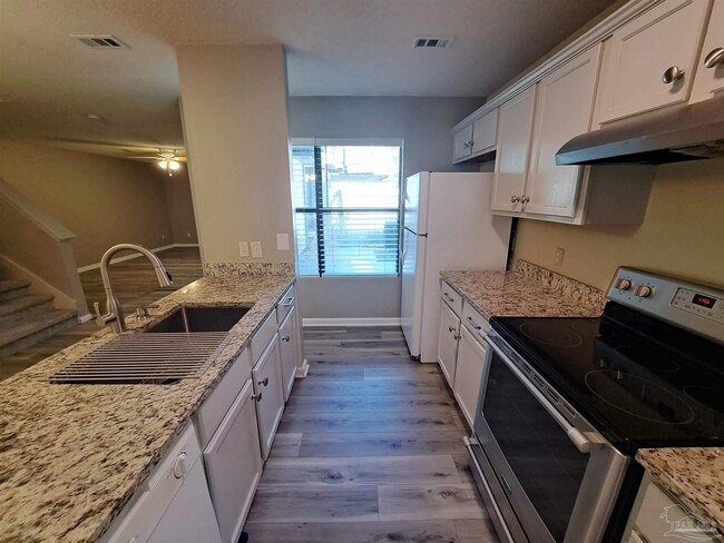 Building Photo - 2301 W Michigan Ave