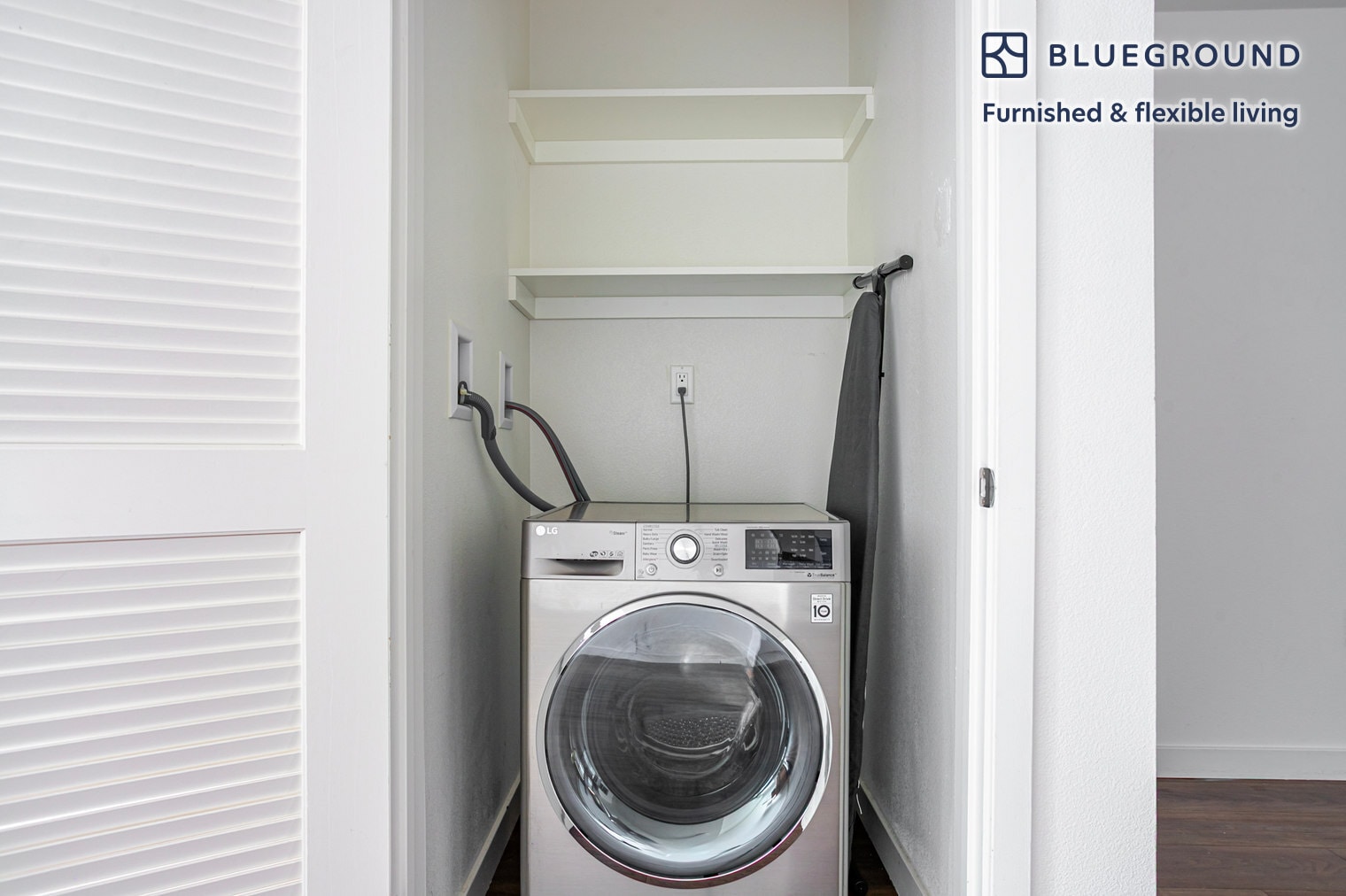 Building Photo - 1011 S Serrano Ave