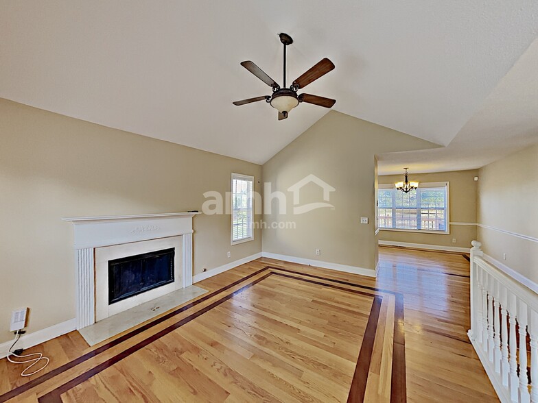 Building Photo - 387 Moreland Cir