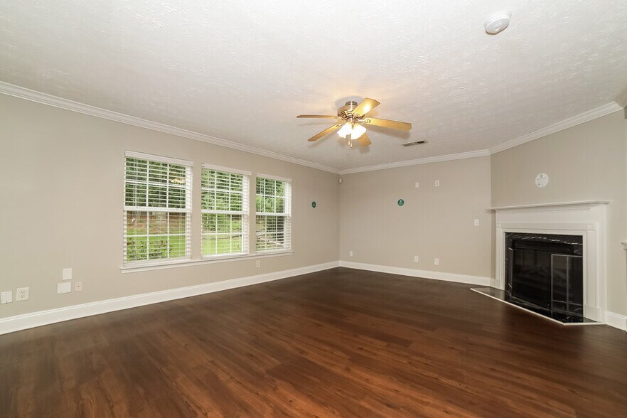 Building Photo - 311 Autumn Creek Dr