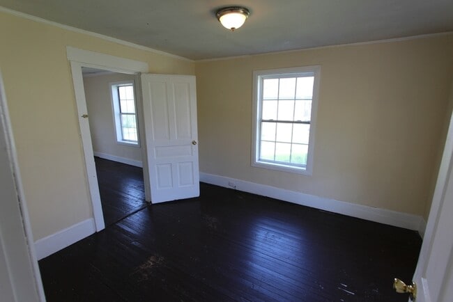 Building Photo - 1122 Haynes St