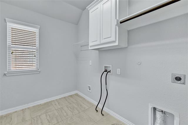 Building Photo - 16117 Gladewater Terrace