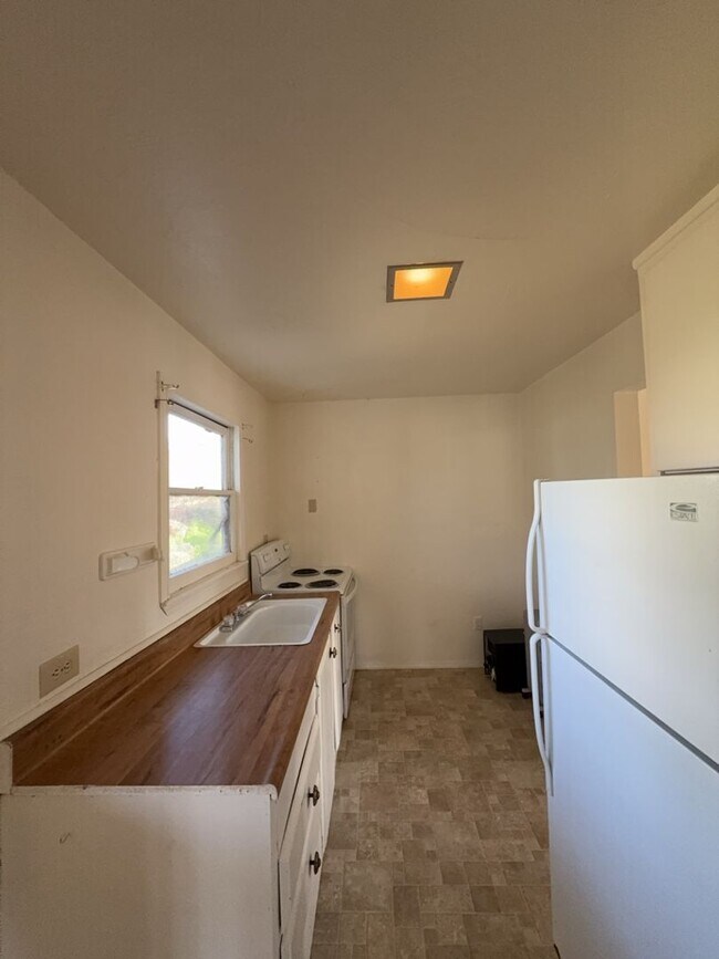 Building Photo - 7665 Cache Creek Way