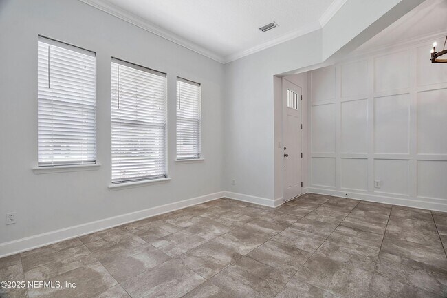Building Photo - 150 Whisper Rock Dr