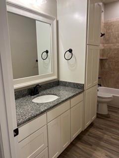 Building Photo - 3004 Promenade Dr