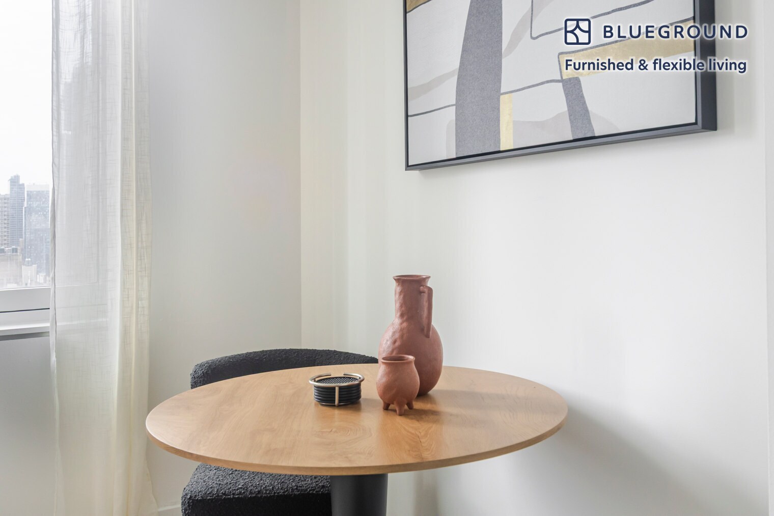 Building Photo - 70 W 45th St