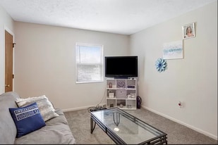 Building Photo - 305 E Phoenix Ave