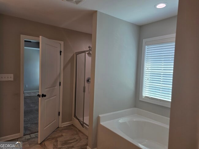 Building Photo - 132 W River Cane Run