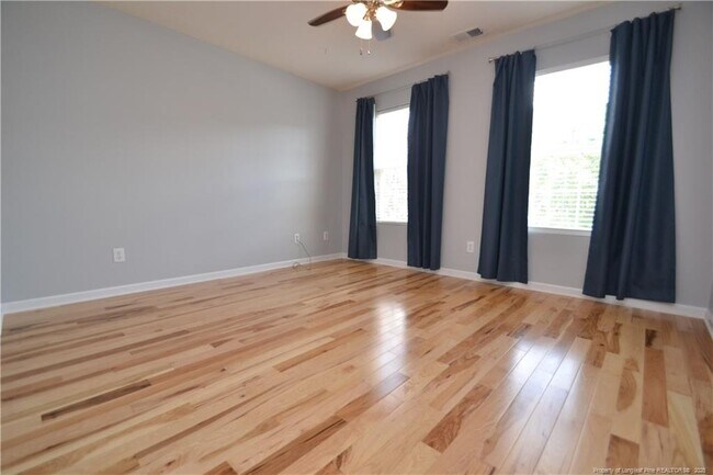 Building Photo - 2804 Thoreau Dr