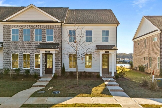 Building Photo - 213 Black Swann Rd