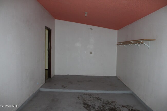 Building Photo - 10736 Obsidian St