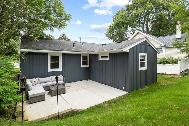 Building Photo - 104 Wabash Ave