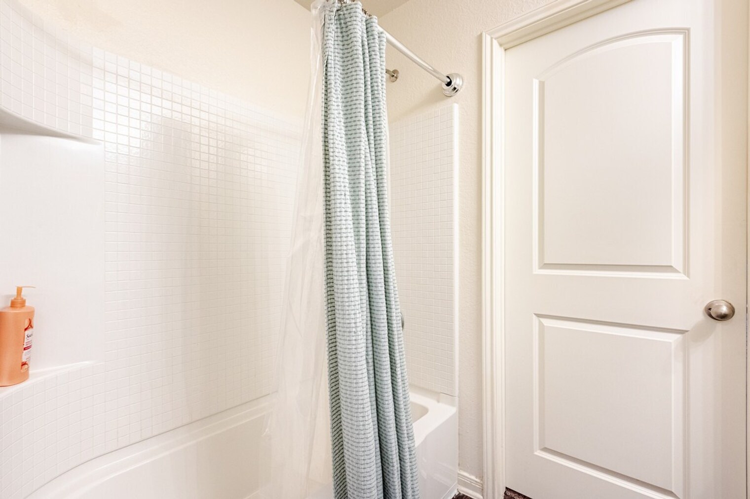 Building Photo - 3203 Spice Meadow