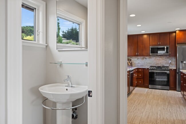 Building Photo - 3035 Ribera Rd