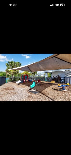 Building Photo - 6608 S Goldenrod Rd