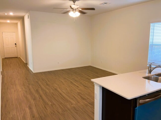 Building Photo - 13604 Buckalew St