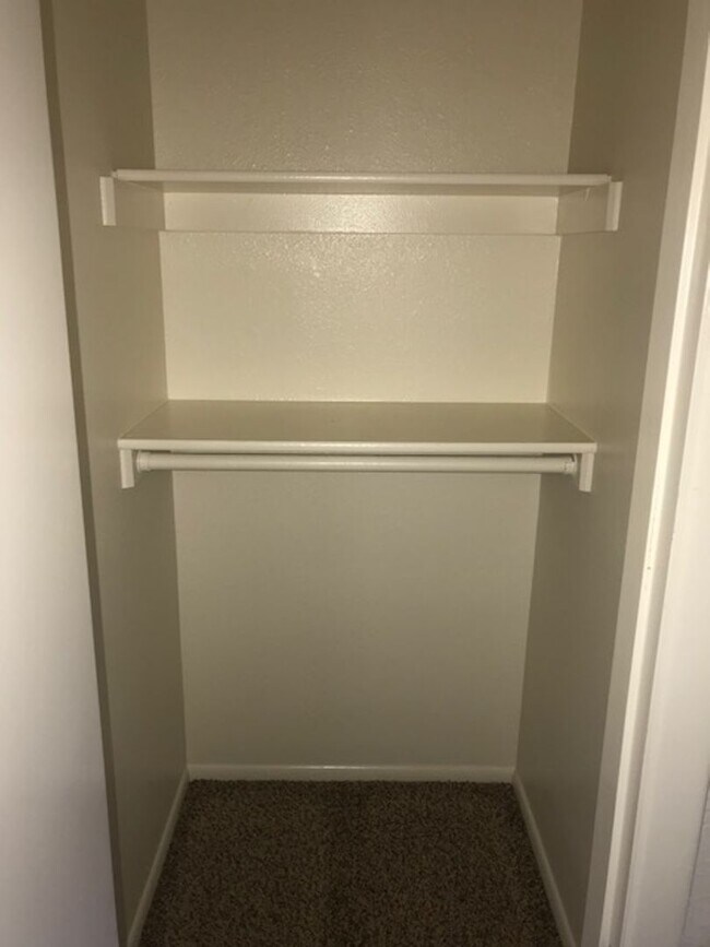 Building Photo - 7665 Spouse Dr