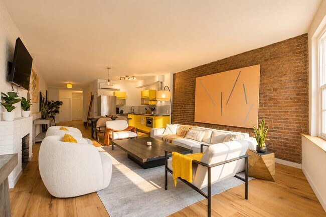 Building Photo - 354 Bowery-SI ID1035000P