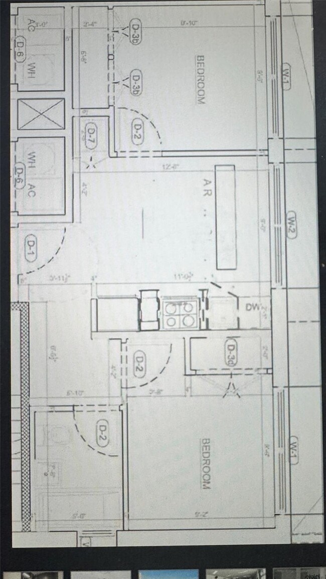 Building Photo - 25 Montrose Ave