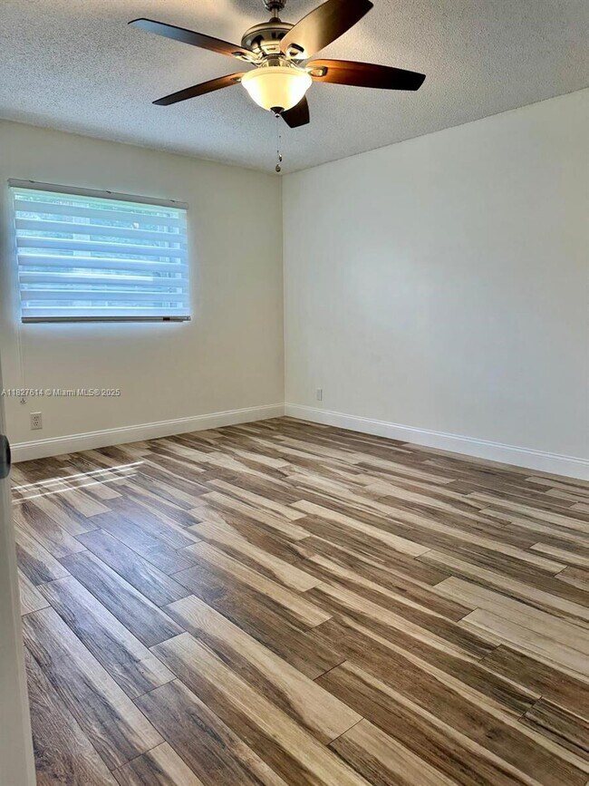 Building Photo - 1300 SW 130th Ave