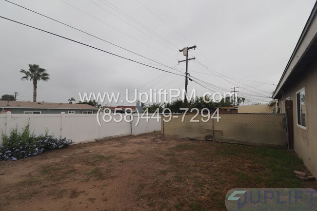 Building Photo - Jefferson Ave (772)