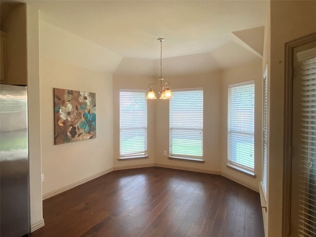 Building Photo - 380 Spring Meadow Dr