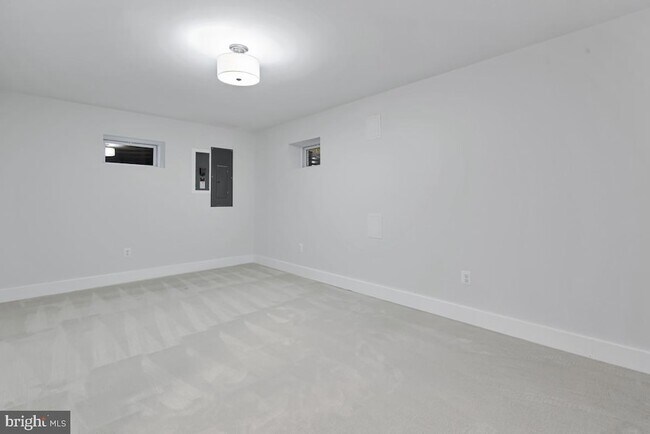 Building Photo - 3109 N Nottingham St