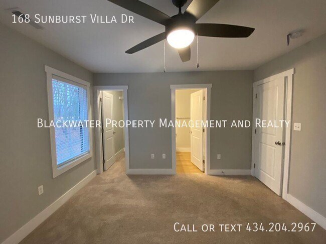 Building Photo - 168 Sunburst Villa Dr