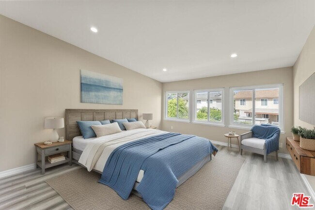 Building Photo - 15151 Marne Cir